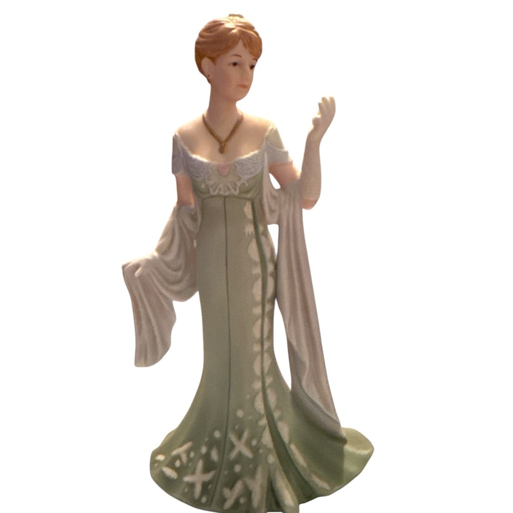 Home Interiors “Amelia” Elegant Figurine in Green and White Dress